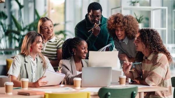 Communication interne : pourquoi vos équipes ne se comprennent pas au travail ?