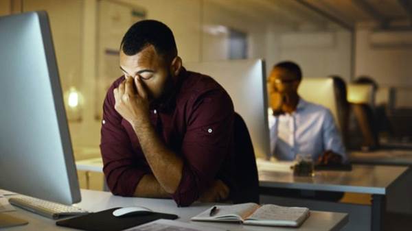 Burnout des gestionnaires : le risque invisible qui menace les organisations canadiennes