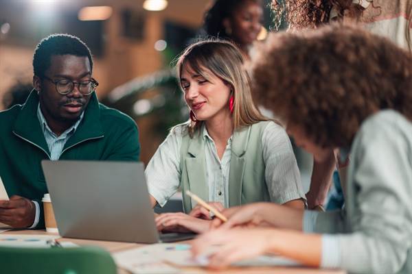 Assessment Center : comment réduire les biais de recrutement et fiabiliser vos décisions ?