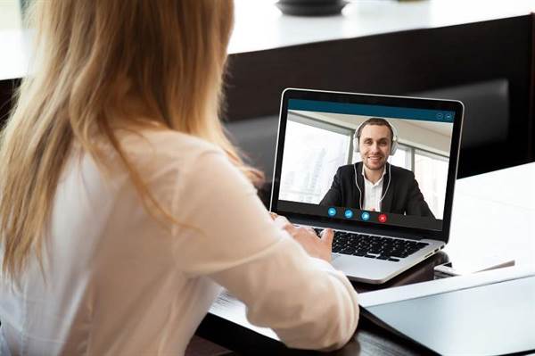 5 top tips: video vs. face-to-face interviews